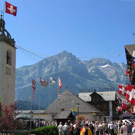 Les Croix